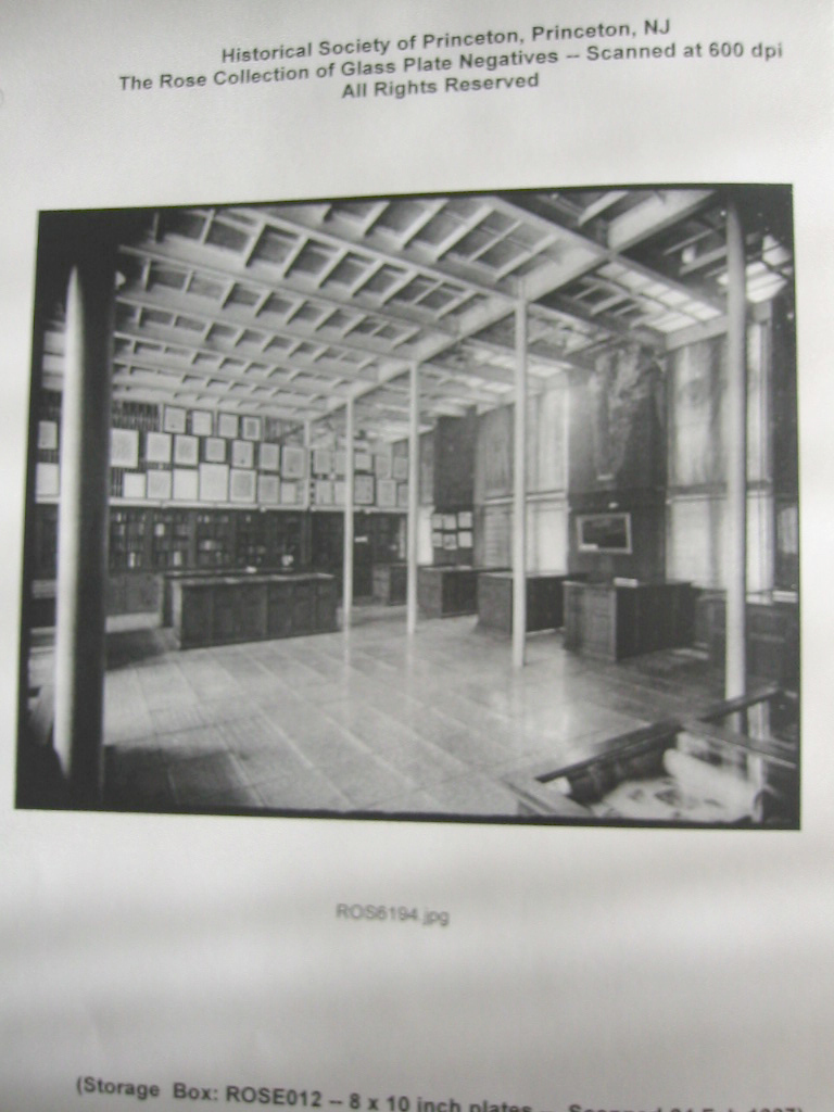 1905_Exhibition_Room1